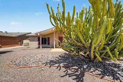 12011 S Tomi Drive, Phoenix, AZ 85044 - Photo 1