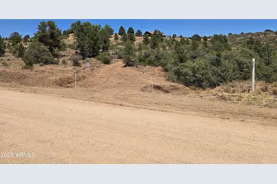 17571 S Oak Drive #78, Peeples Valley, AZ 86332 - Photo 1