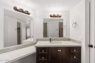 11666 N 28th Dr, Phoenix, AZ 85029 - Photo 35