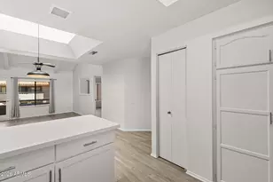 11666 N 28th Dr, Phoenix, AZ 85029 - Photo 17