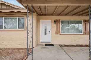 2909 W Aster Dr, Phoenix, AZ 85029 - Photo 3