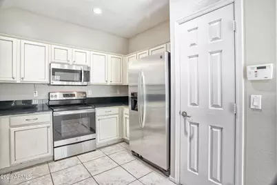 5355 W Chisum Trail, Phoenix, AZ 85083 - Photo 11