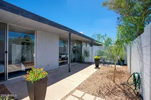 4646 N 11th Ave, Phoenix, AZ 85013 - Photo 11