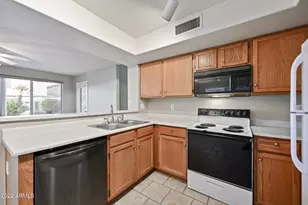 1244 E Angela Dr, Phoenix, AZ 85022 - Photo 9
