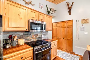 2722 High Pine Loop, Overgaard, AZ 85933 - Photo 11
