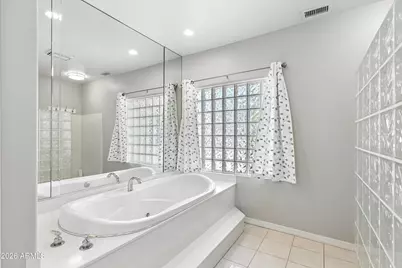 8611 W Foothill Drive, Peoria, AZ 85383 - Photo 35