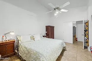 4625 E Lavender Ln, Phoenix, AZ 85044 - Photo 17