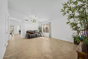 4625 E Lavender Ln, Phoenix, AZ 85044 - Photo 7