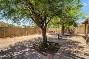 4625 E Lavender Ln, Phoenix, AZ 85044 - Photo 35