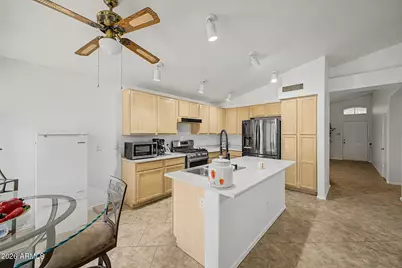 4625 E Lavender Lane, Phoenix, AZ 85044 - Photo 11