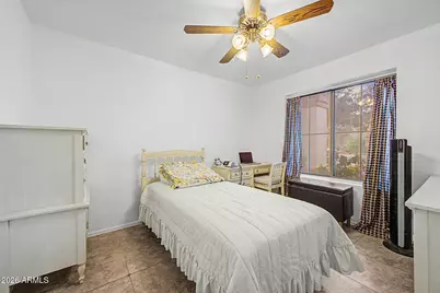 4625 E Lavender Lane, Phoenix, AZ 85044 - Photo 23