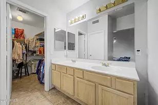 4625 E Lavender Ln, Phoenix, AZ 85044 - Photo 19