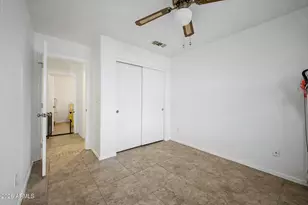 4625 E Lavender Ln, Phoenix, AZ 85044 - Photo 23