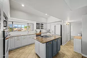 6266 E Oasis St, Mesa, AZ 85215 - Photo 7