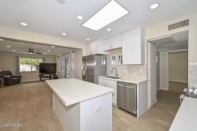 10914 W Manzanita Drive, Sun City, AZ 85373 - Photo 17