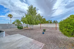 10914 W Manzanita Dr, Sun City, AZ 85373 - Photo 43