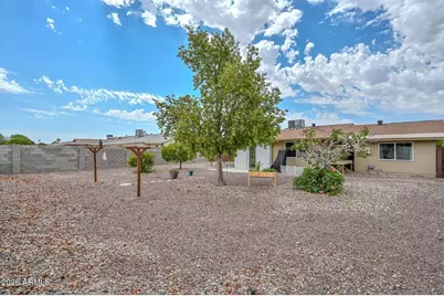 10914 W Manzanita Drive, Sun City, AZ 85373 - Photo 49