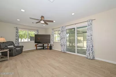 10914 W Manzanita Drive, Sun City, AZ 85373 - Photo 19