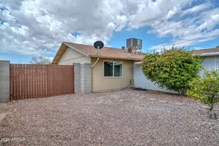 10914 W Manzanita Dr, Sun City, AZ 85373 - Photo 49