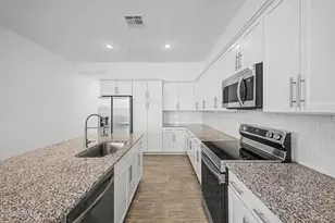 8232 E University Dr, Mesa, AZ 85207 - Photo 13
