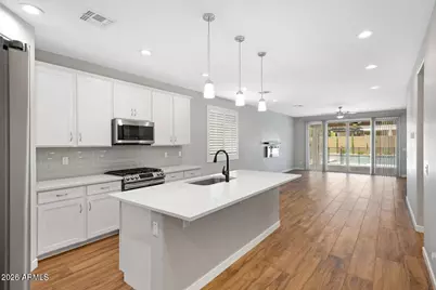 16658 W Mescal Street, Surprise, AZ 85388 - Photo 7