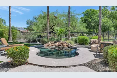 12962 W Yellow Bird Lane, Peoria, AZ 85383 - Photo 31