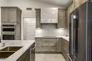 10060 E Doubletree Ranch Rd, Scottsdale, AZ 85258 - Photo 11