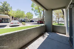 2929 W Yorkshire Dr, Phoenix, AZ 85027 - Photo 17