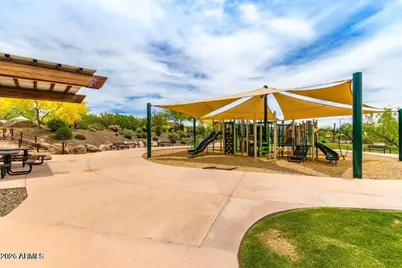 1823 W Fetlock Trail, Phoenix, AZ 85085 - Photo 39