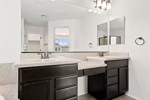 1823 W Fetlock Trail, Phoenix, AZ 85085 - Photo 15