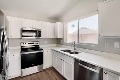 6747 E Melrose Street, Mesa, AZ 85215 - Photo 5