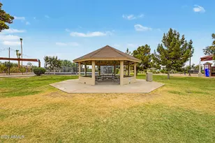 11409 S Shoshoni Dr, Phoenix, AZ 85044 - Photo 37