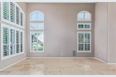 1302 E Captain Dreyfus Avenue, Phoenix, AZ 85022 - Photo 1