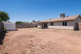 2541 N 50th Ln, Phoenix, AZ 85035 - Photo 17