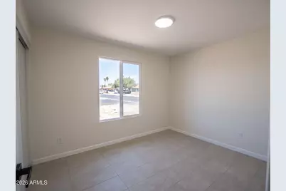 2541 N 50 Lane, Phoenix, AZ 85035 - Photo 13