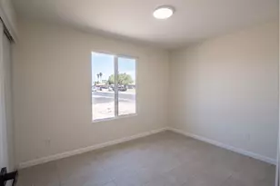 2541 N 50th Ln, Phoenix, AZ 85035 - Photo 13