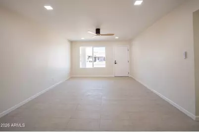 2541 N 50 Lane, Phoenix, AZ 85035 - Photo 5