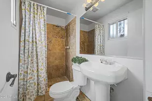 6616 W Cambridge Ave, Phoenix, AZ 85035 - Photo 27