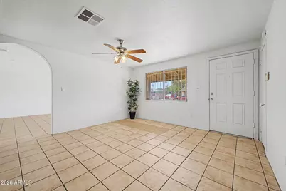 6616 W Cambridge Avenue, Phoenix, AZ 85035 - Photo 5