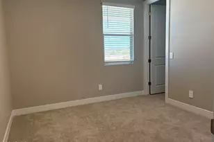 15775 W Honeysuckle Dr W, Surprise, AZ 85387 - Photo 19