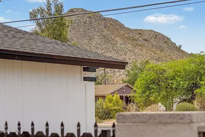 2577 E Sweetwater Avenue, Phoenix, AZ 85032 - Photo 27