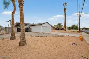 2577 E Sweetwater Ave, Phoenix, AZ 85032 - Photo 23
