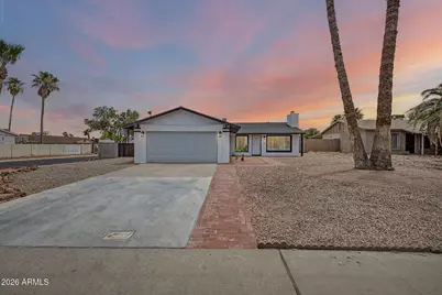 2577 E Sweetwater Avenue, Phoenix, AZ 85032 - Photo 1