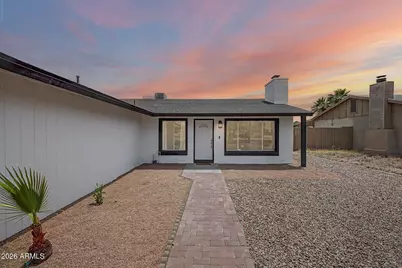 2577 E Sweetwater Avenue, Phoenix, AZ 85032 - Photo 9