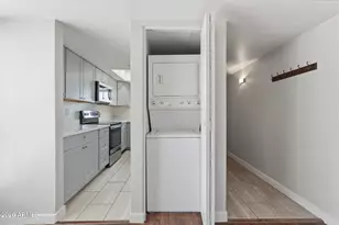1215 E Lemon St, Tempe, AZ 85281 - Photo 15
