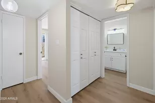 3033 N 39th St, Phoenix, AZ 85018 - Photo 11