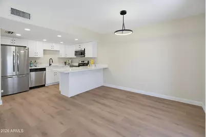 3033 N 39th Street #3, Phoenix, AZ 85018 - Photo 9