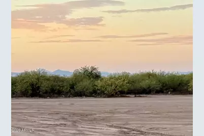 4325 N Roble Circle #-, Eloy, AZ 85131 - Photo 5