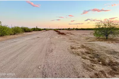 4335 N Cortez Drive #-, Eloy, AZ 85131 - Photo 13
