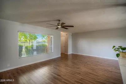 1526 W Windsor Avenue, Phoenix, AZ 85007 - Photo 5